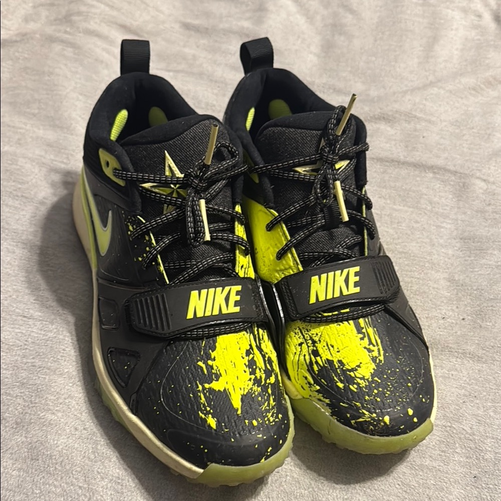 Nike air zoom diamond elite baseball turf shoes 10.5 like new